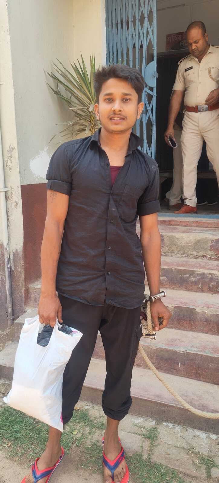 देसी कट्टा के साथ एक युवक गिरफ्तार