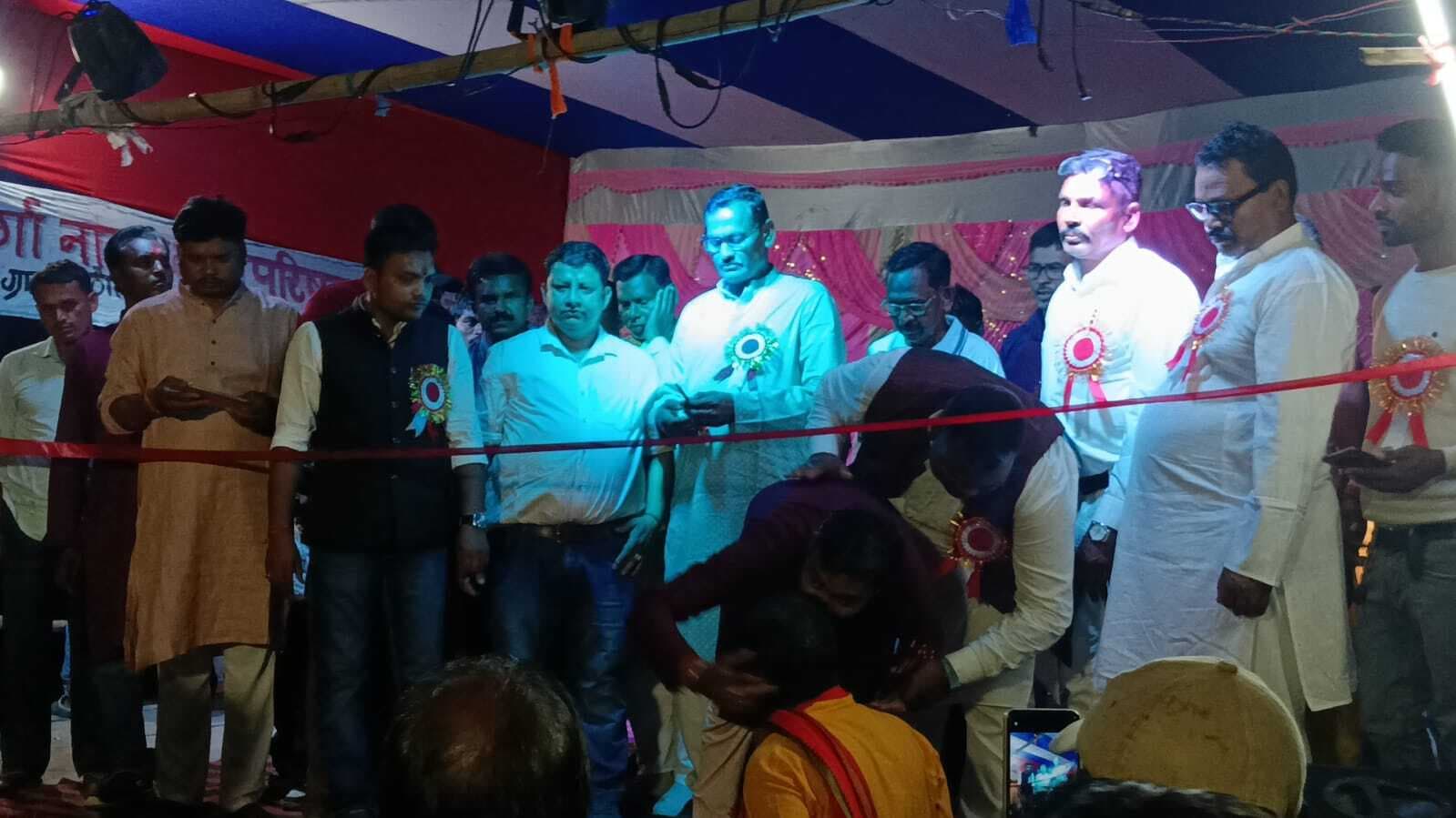 सांस्कृतिक कार्यक्रम भक्ति गीतों पर खूब झूमे श्रोता