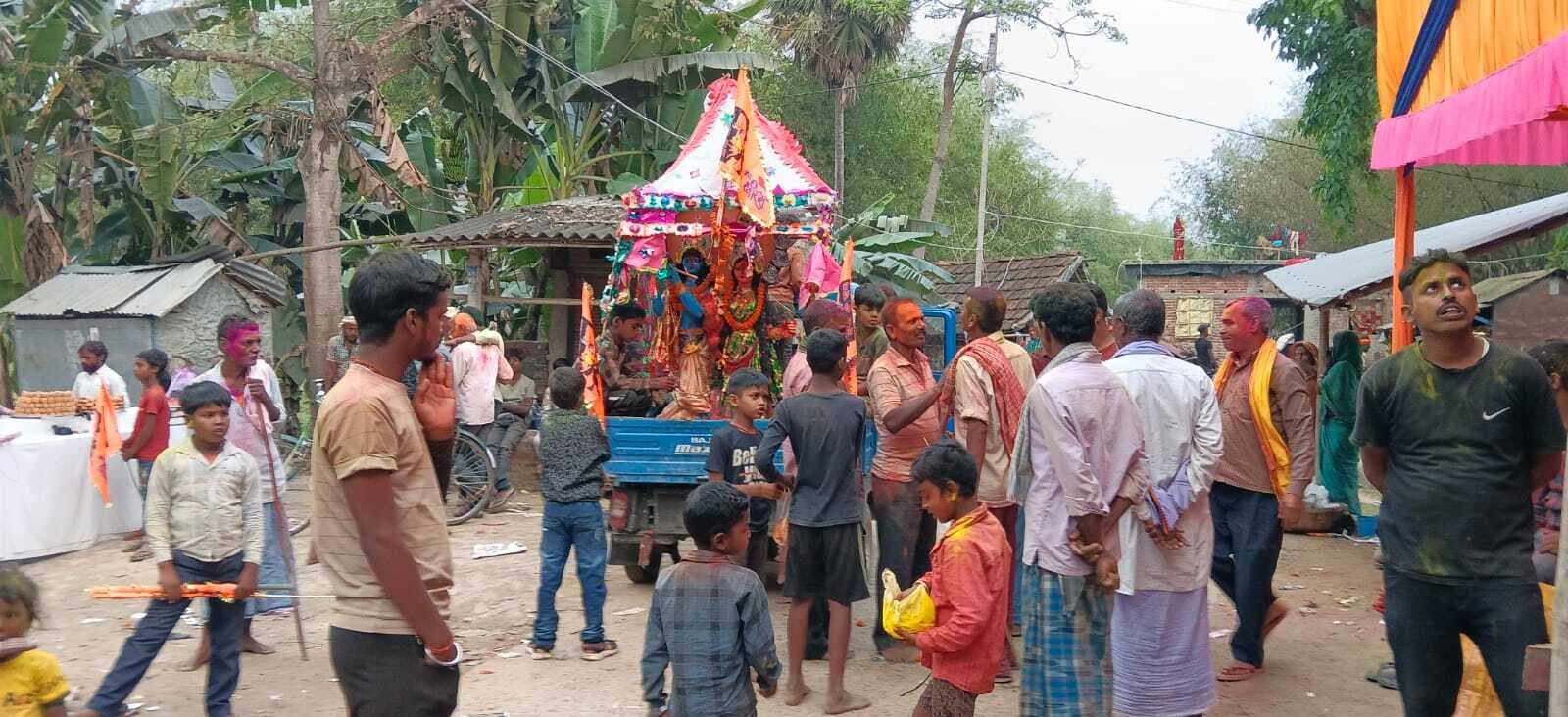 हनुमान मंदिर मोहनपुर में हरिनाम संकीर्तन संपन्न
