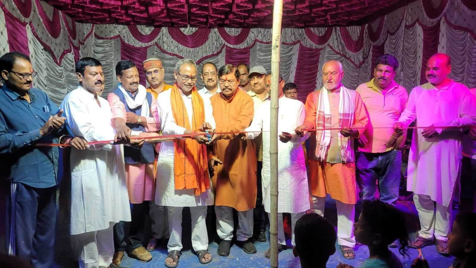 विधायक व एमएलसी ने किया चैती दुर्गापूजा मेला का उदघाटन