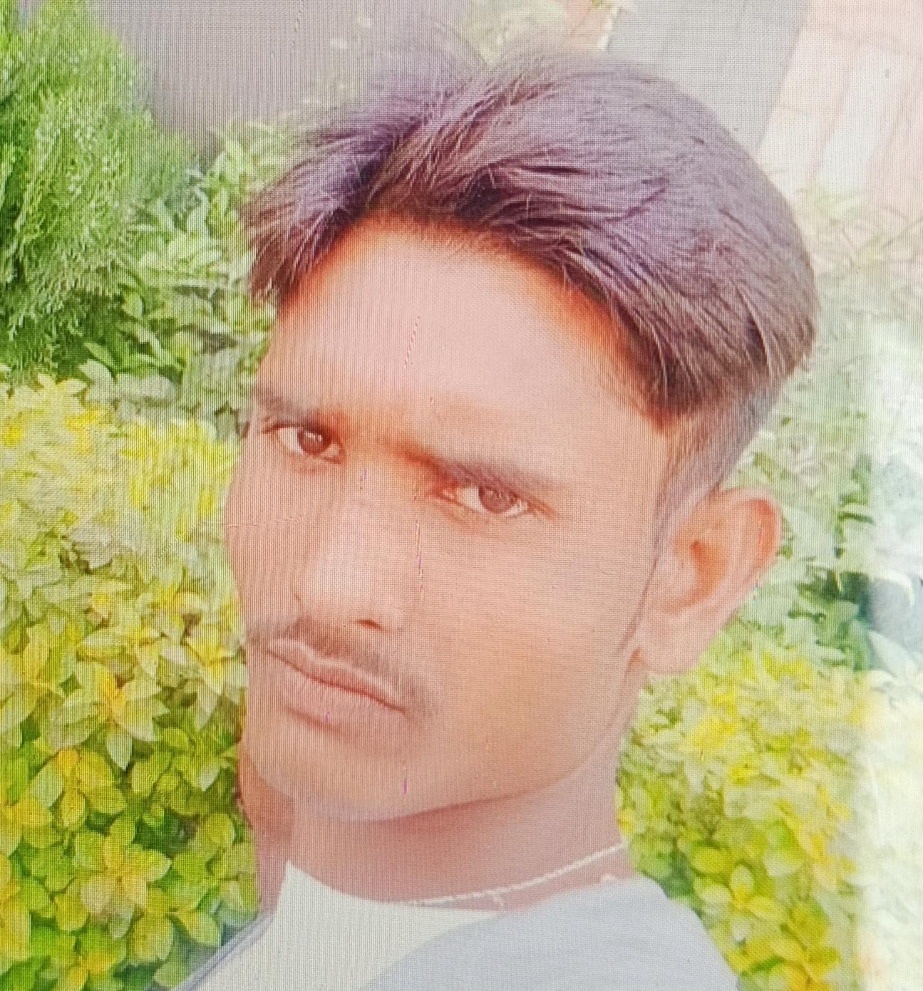 जिसे मृत मानकर किया अंतिम संस्कार, वह युवक बंगाल में मिला जिंदा