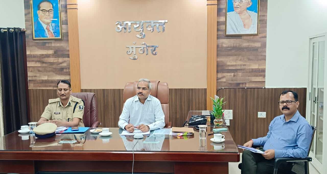 आयुक्त ने थानों में बंद पड़े सीसीटीवी कैमरों को शीघ्र चालू कराने का दिया निर्देश