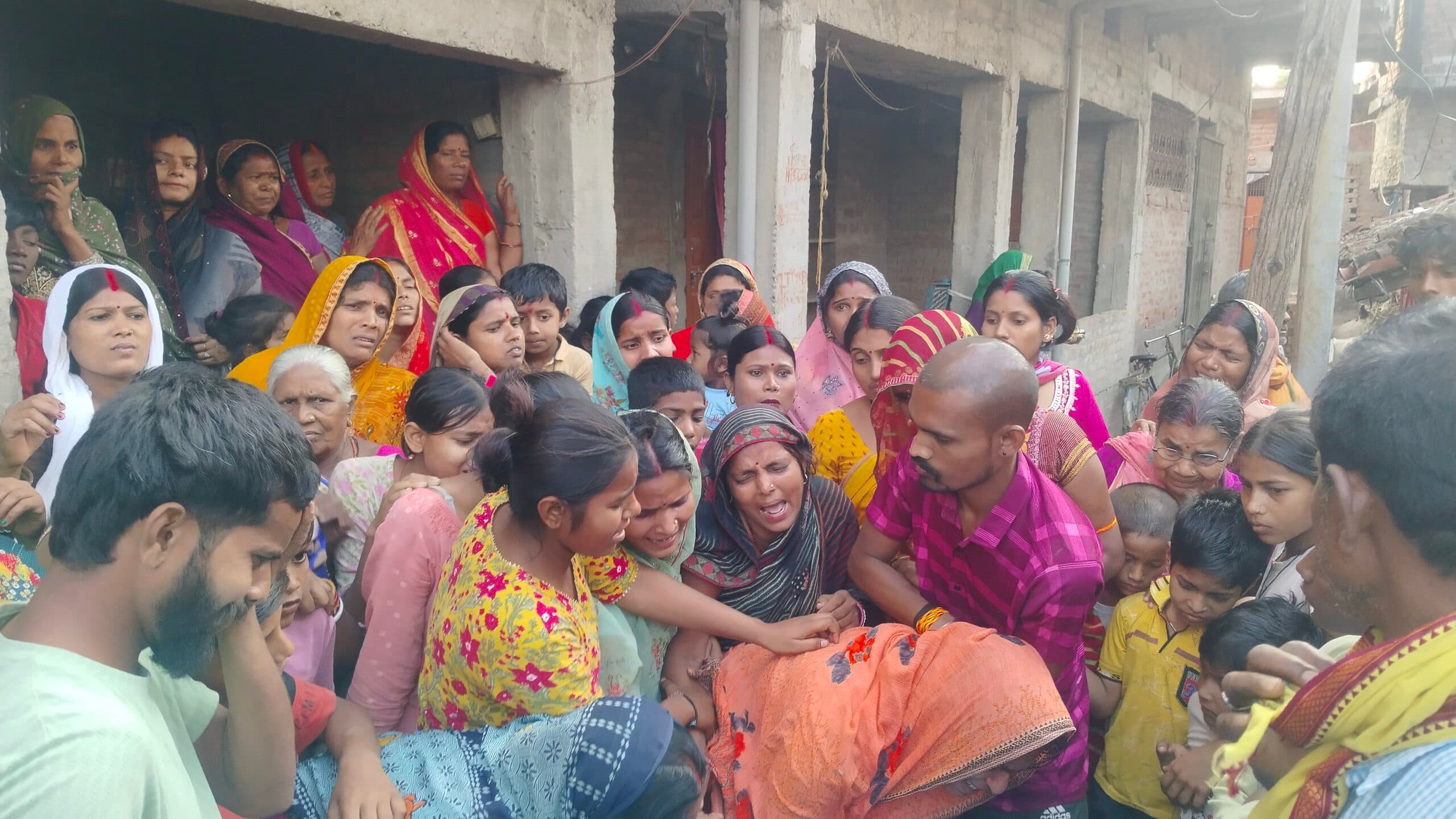 माड़र के युवक की बेगूसराय में ट्रेन से गिरकर मौत