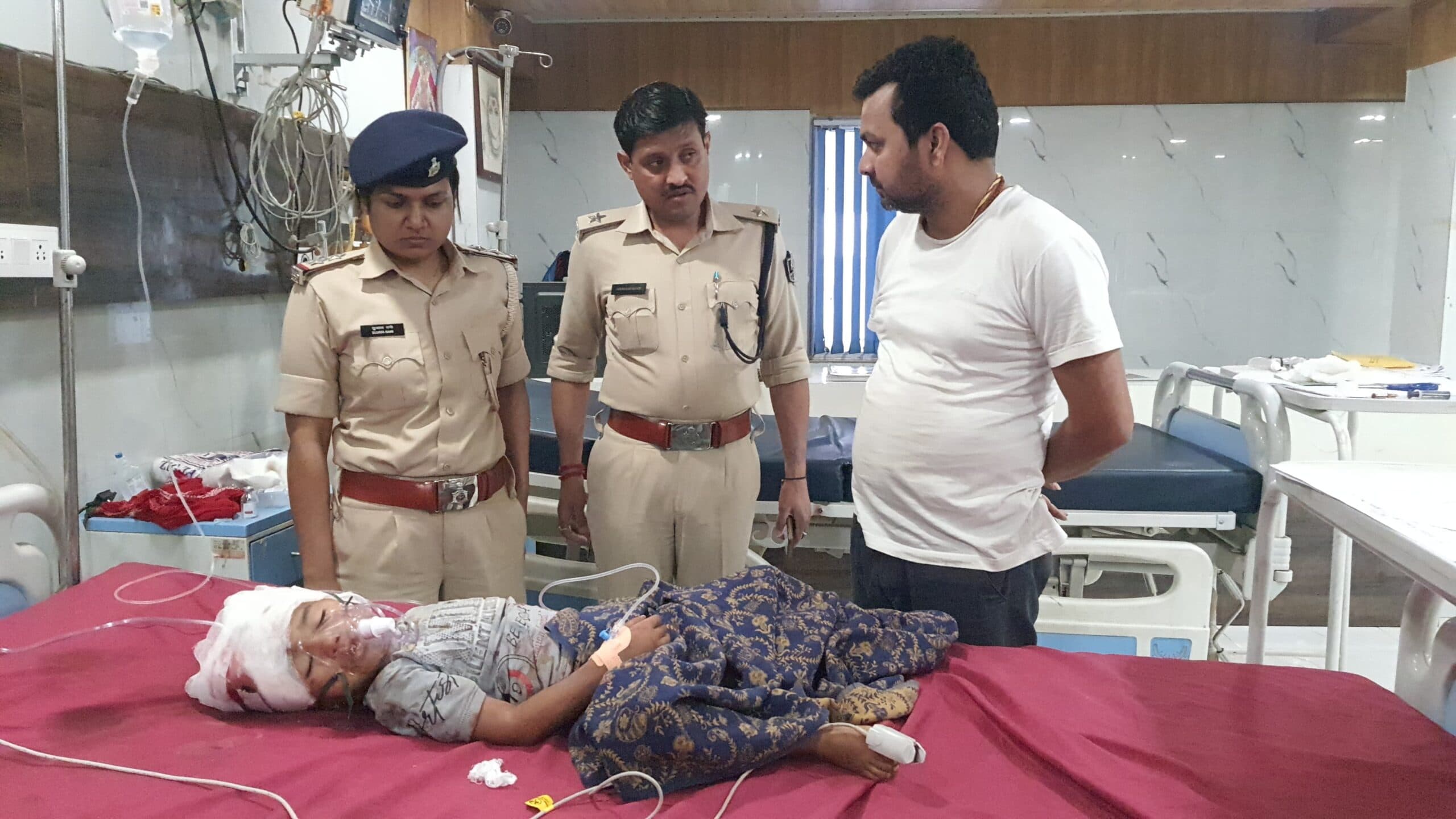 गोली लगने से चार वर्ष की बच्ची गंभीर रूप से जख्मी