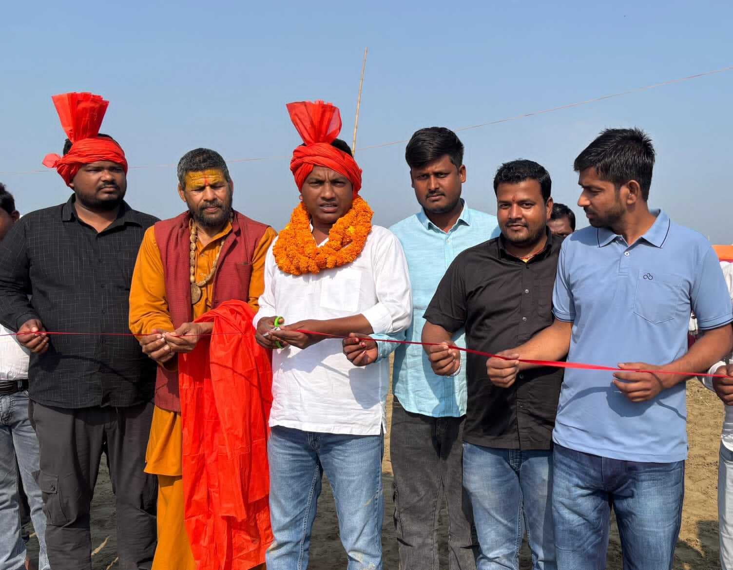 कुश्ती हमारे देश की प्राचीन और गौरवशाली खेल परंपरा है, जो न केवल शारीरिक क्षमता को निखारती है.मेघौना दुर्गा महोत्सव का दंगल: जिप सदस्य