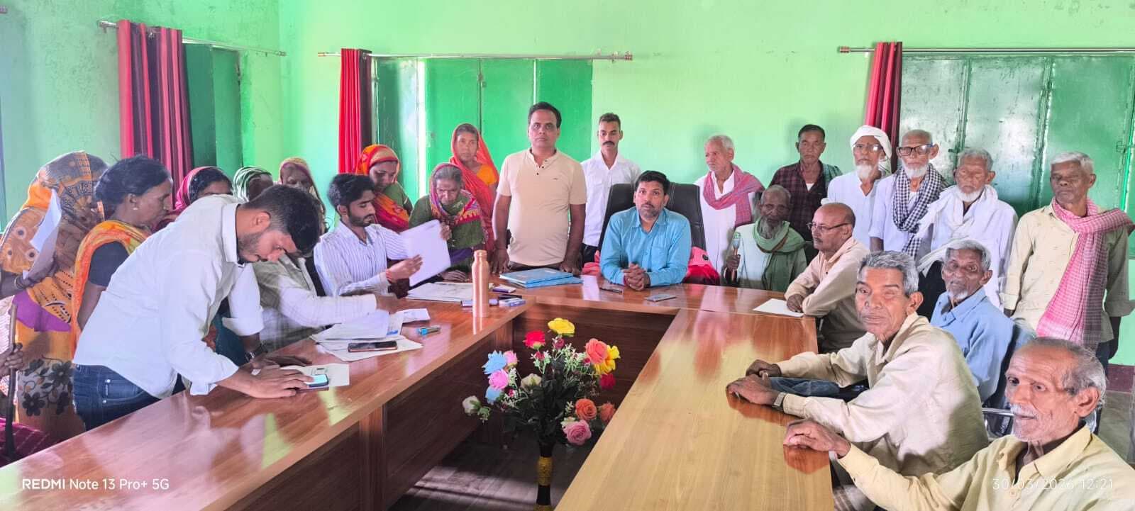 पेंशन के लाभार्थियों का हुआ भौतिक सत्यापन