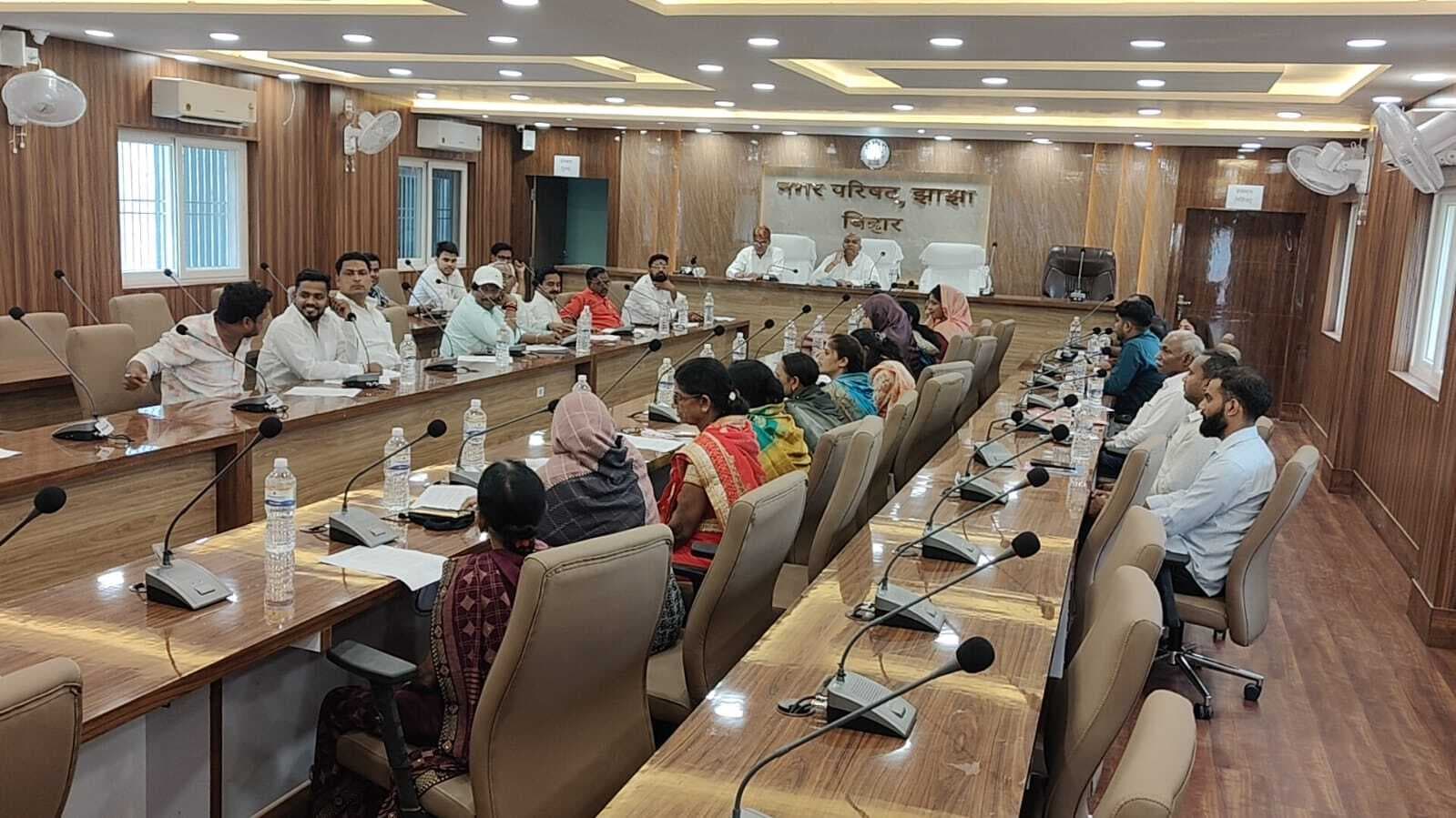 नप की बैठक में शहर के विकास पर हुई चर्चा