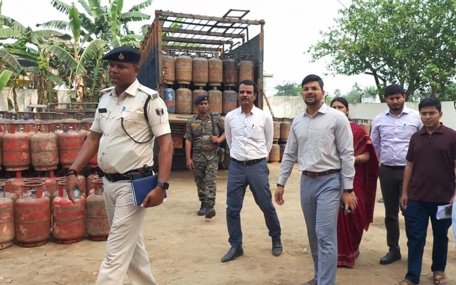 गैस का निर्धारण दर बोर्ड तालिका पर प्रतिदिन करें प्रदर्शित : डीएम