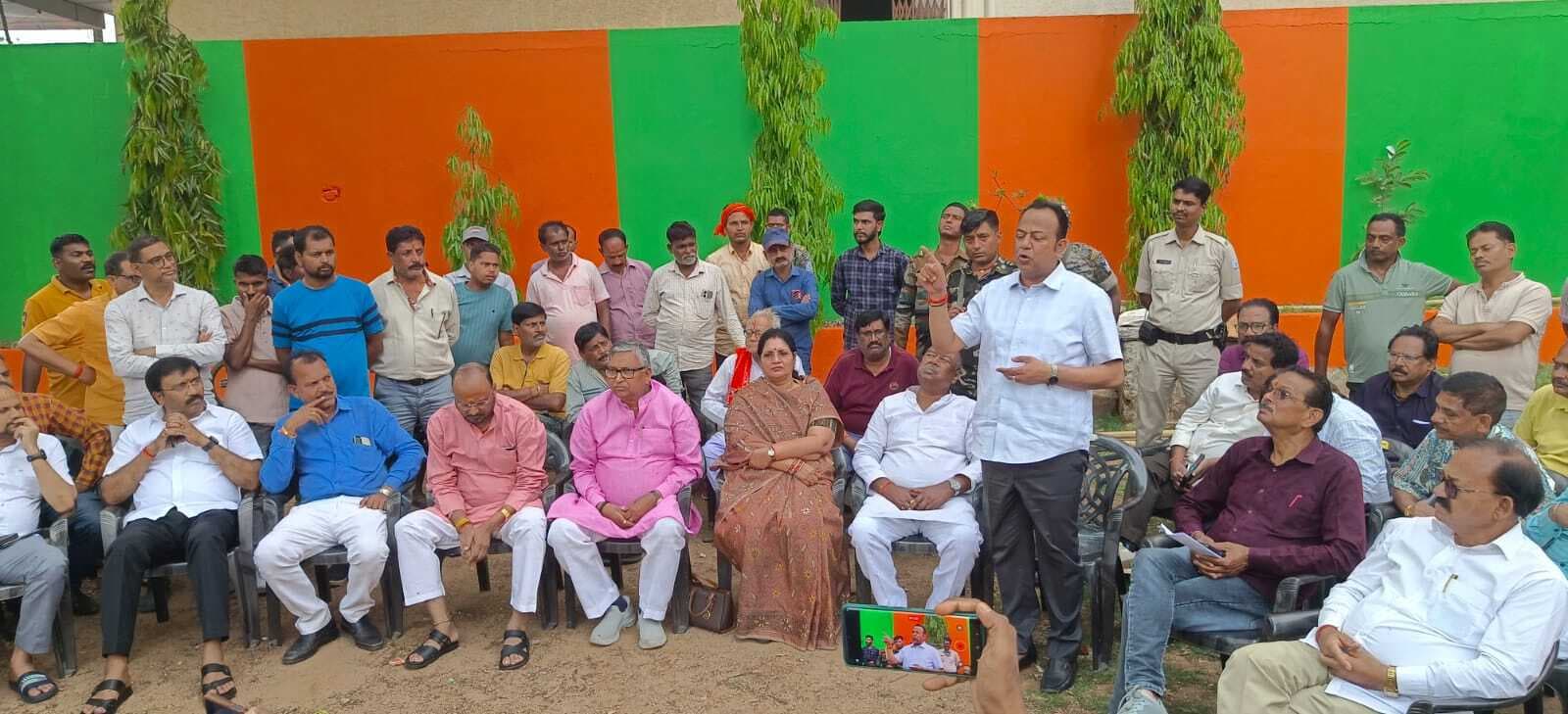 भाजपा की छह सदस्यीय समिति पहुंची खूंटी