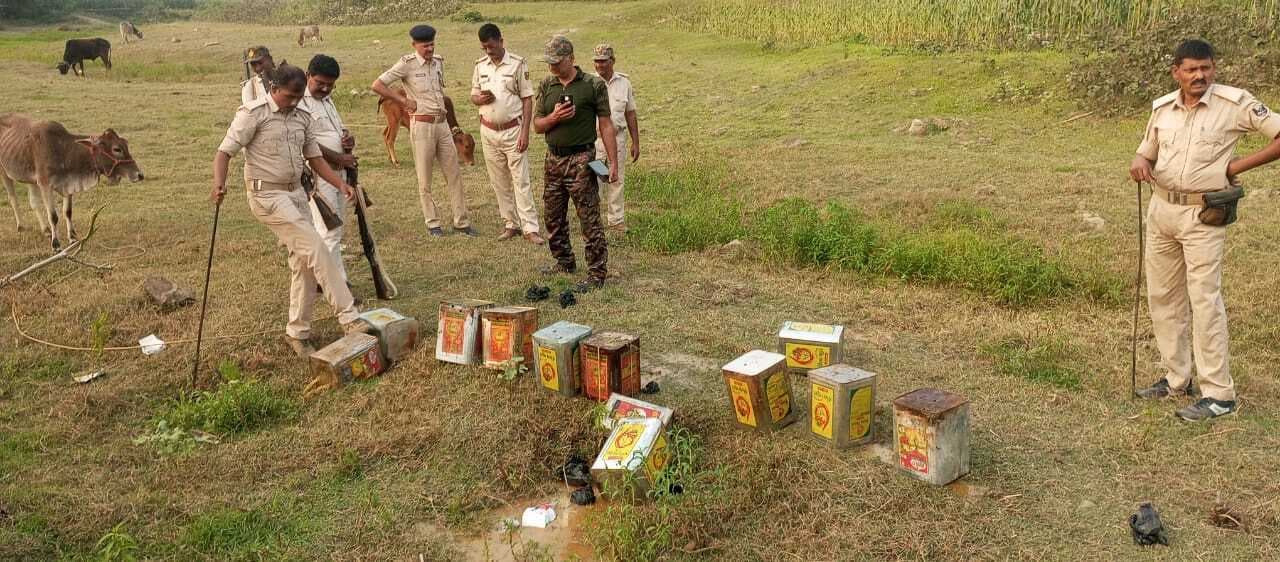700 लीटर अर्धनिर्मित शराब बरामद