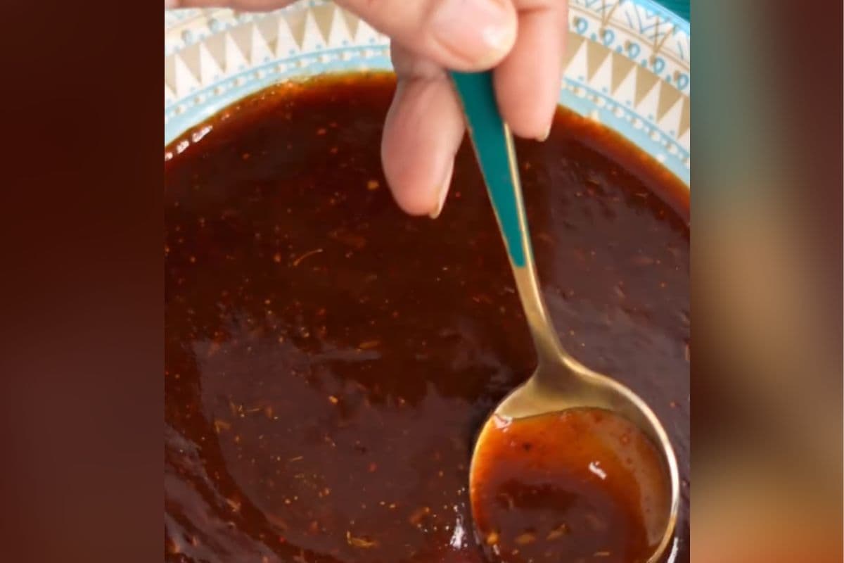 फटाफट से तैयार करें गुड़ इमली चटनी, शेफ पंकज भदौरिया ने बताया तरीका