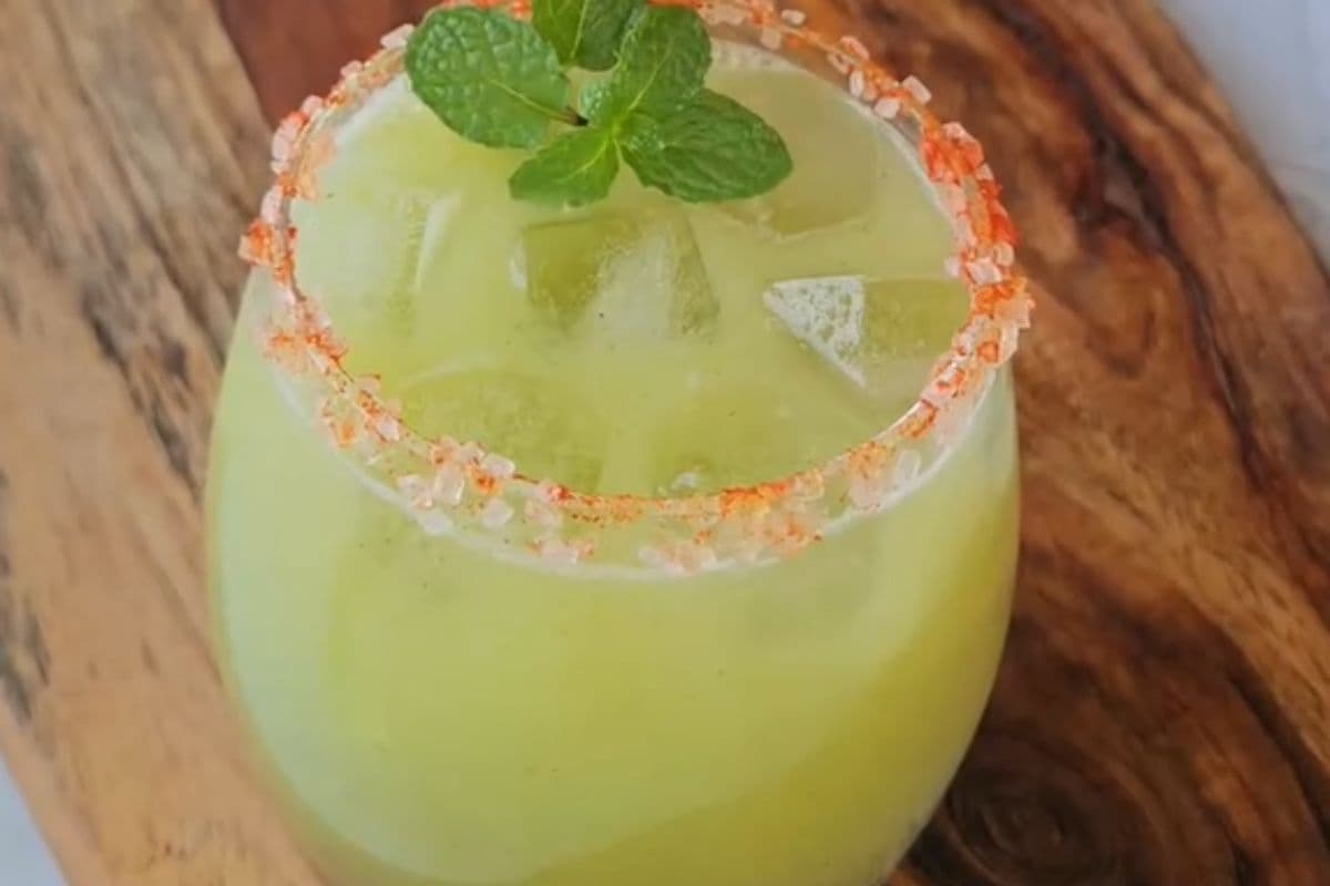 गर्मियों में झटपट बनाएं कच्चे आम का शरबत, पूनम ने बताई रेसिपी