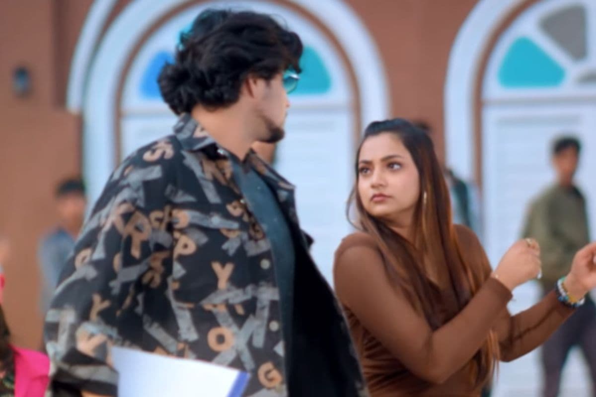 आस्था सिंह के एक्सप्रेशन और खुशी कक्कड़ की आवाज से, गाना ‘काला काला तिलवा’ बना सुपरहिट