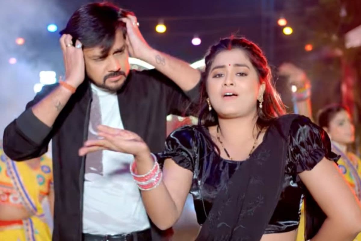 ब्लैक साड़ी में छाईं पल्लवी गिरी, ‘जवनिया के खतरा’ गाने में दिखा ग्लैमरस अंदाज