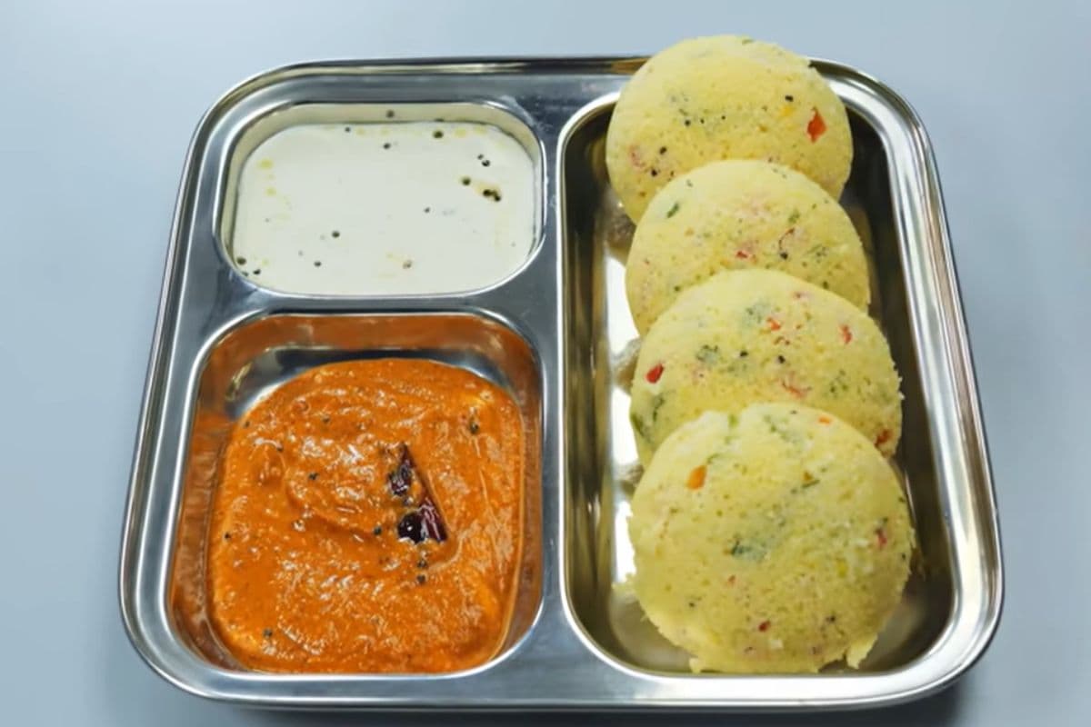 मूंग दाल और सब्जियों से बनाएं टेस्टी इडली, निशा मधुलिका ने शेयर की रेसिपी