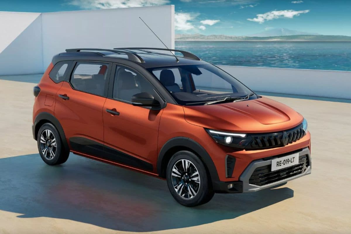 फैमिली ट्रिप्स के लिए परफेक्ट हैं ये 5 किफायती 7-सीटर कार्स, कीमत ₹5.65 लाख से शुरू