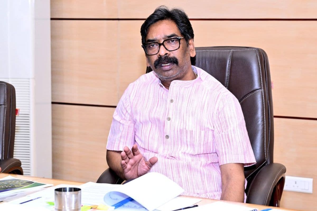 रांची स्मार्ट सिटी को लेकर CM हेमंत ने दिए निर्देश, विकास के साथ पर्यावरण संरक्षण को सर्वोच्च प्राथमिकता