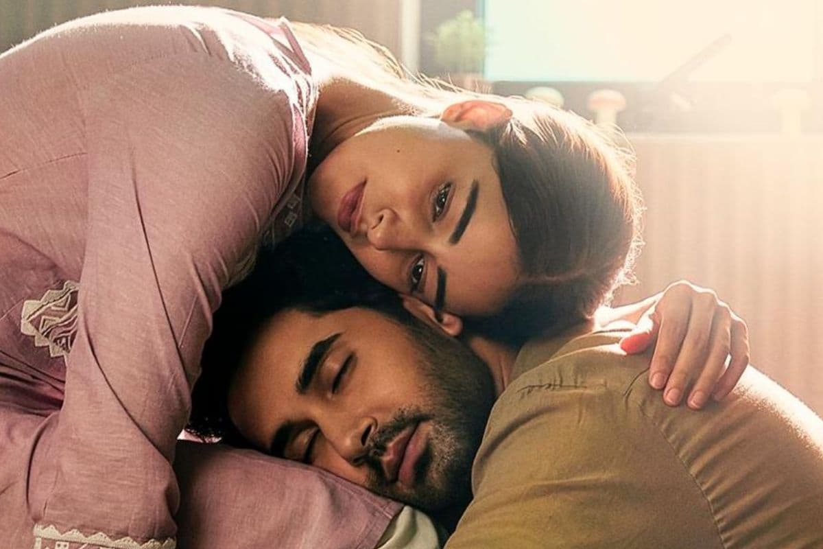 फिल्म ‘चांद मेरा दिल’ का पहला लुक आया सामने, अनन्या और लक्ष्य के इश्क ने जीता फैंस का दिल