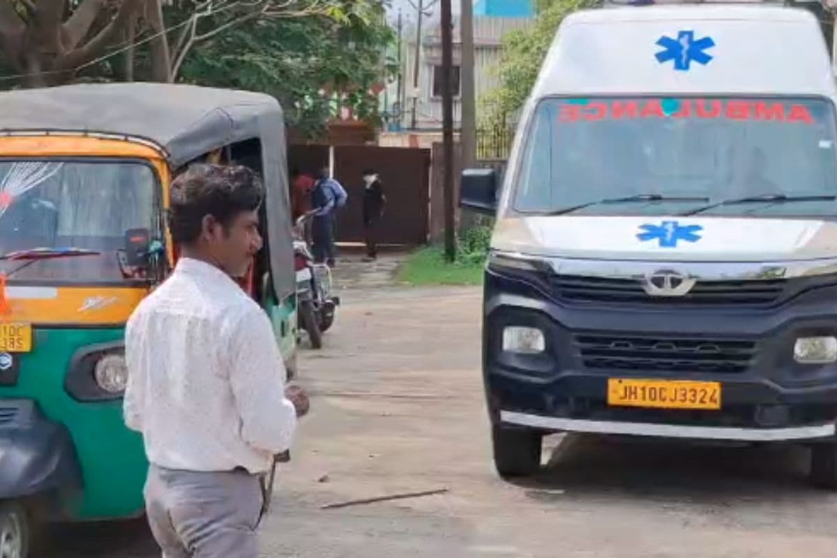 धनबाद मुनीडीह गैस कांड: मौत का आंकड़ा पहुंचा 4! जंगल में मिला एक और शव, लोहा चोरी के चक्कर में हुआ था हादसा