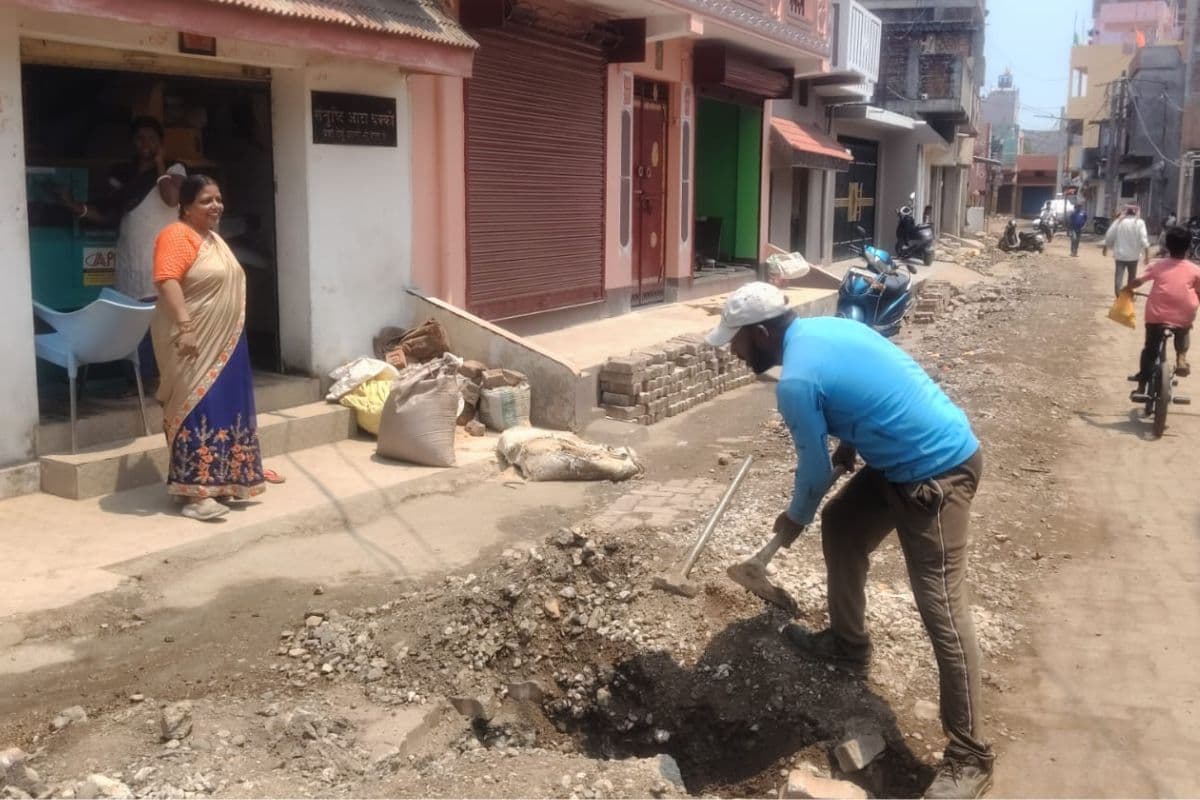 जमशेदपुर के मानगो पाइपलाइन विवाद सुलझा, मरम्मत शुरू, लोगों को मिली राहत