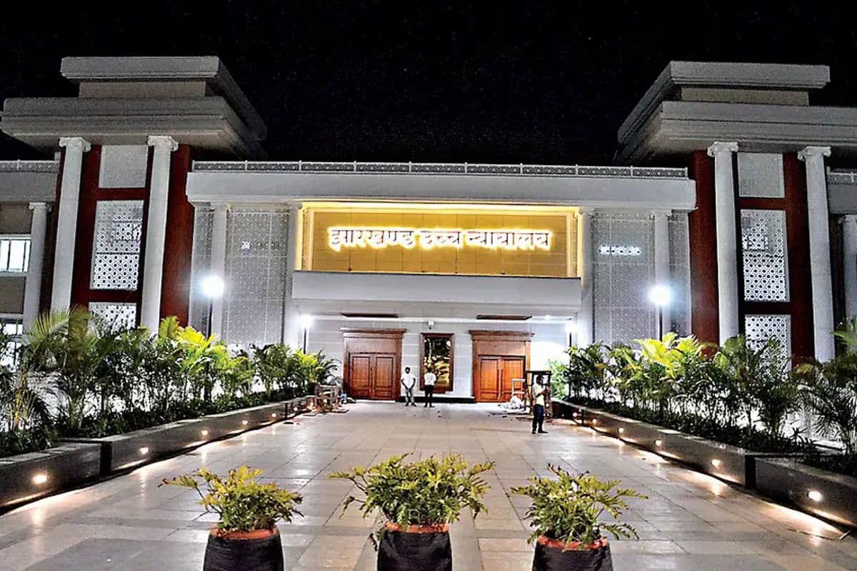 ड्रग्स मुक्त झारखंड के लिए हाईकोर्ट का मास्टर प्लान, स्कूलों में जागरूकता और तस्करों पर कड़ी कार्रवाई का आदेश