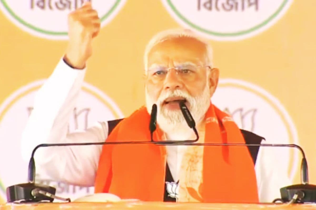 सिउड़ी में गरजे मोदी- आपने पीएम बनाया, अब बंगाल में भाजपा का सीएम बनवाएं, डबल इंजन से होगा दोगुना विकास