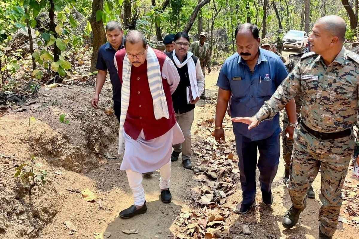 झारखंड के वित्त मंत्री राधाकृष्ण किशोर गढ़वा के बूढ़ा पहाड़ के गांवों में विकास की रफ्तार परखेंगे