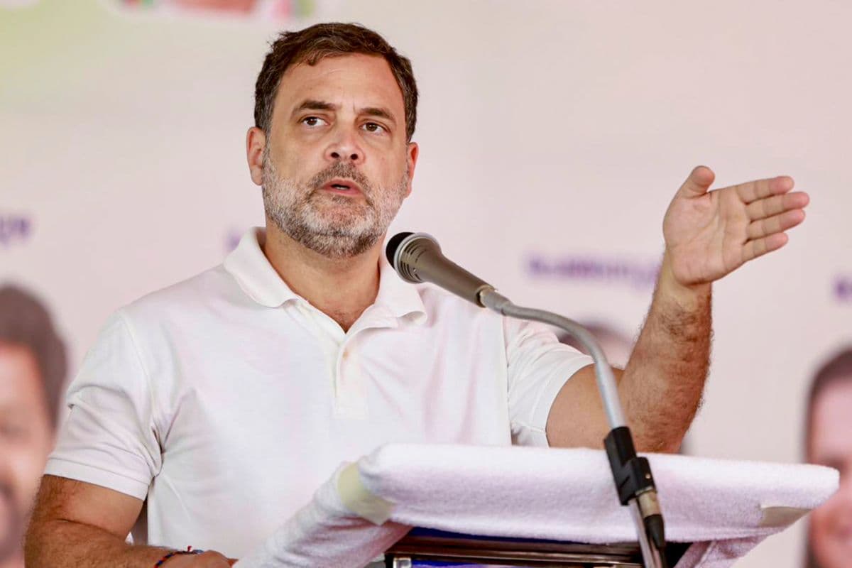राहुल गांधी ने पुडुचेरी को पूर्ण राज्य का दर्जा, युवाओं को 2000 रुपये और 30000 नौकरियों का किया वादा