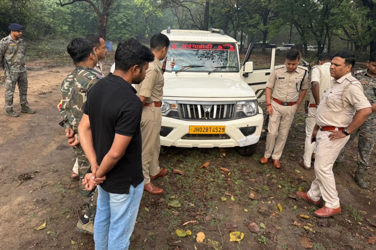 झारखंड के भुरकुंडा में पुलिस- राहुल दुबे गैंग में मुठभेड़, गोली लगने के बाद सनी सिंह गिरफ्तार