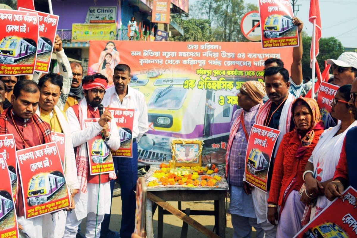 बंगाल चुनाव 2026: मतुआ वोट बैंक में सेंध लगा पायेगी भाजपा? SIR ने बढ़ायी बेचैनी