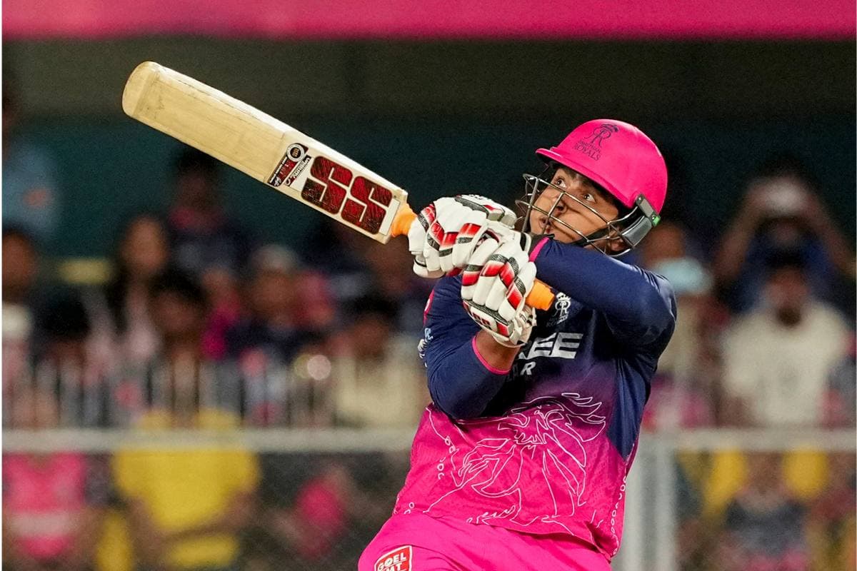 वैभव सूर्यवंशी ने उड़ाई बुमराह की धज्जियां, गावस्कर बोले- दुनिया को मिला नया टैलेंट