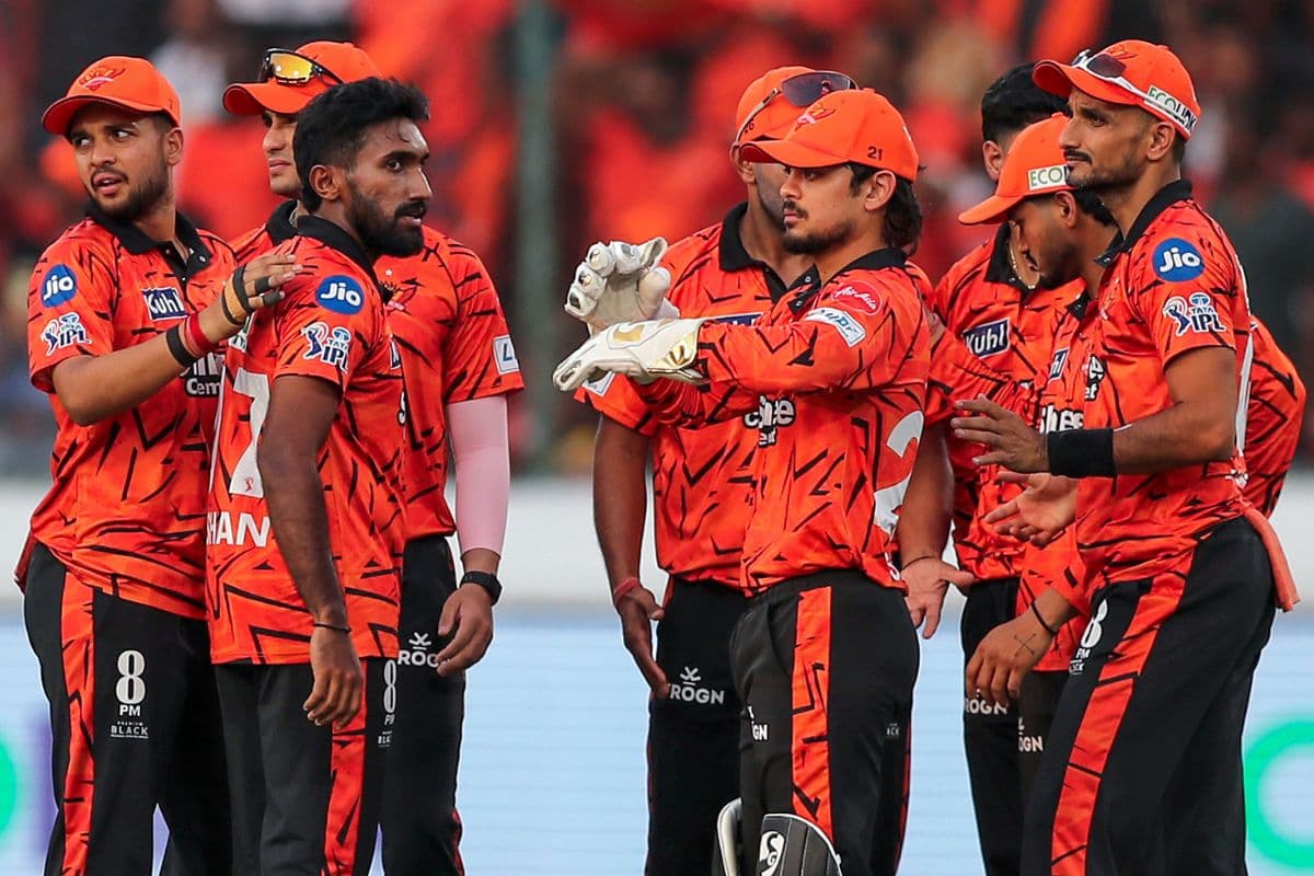 BCCI से शिकायत करने की तैयारी में सनराइजर्स हैदराबाद, आवेश खान ने फिर किया विवादित काम