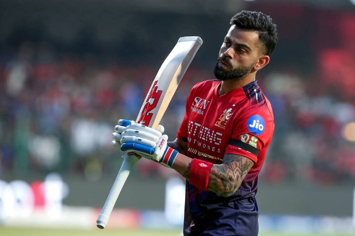 लंदन शिफ्ट होने पर फैंस ने कोहली को कहा विदेशी खिलाड़ी, विराट ने तोड़ी चुप्पी