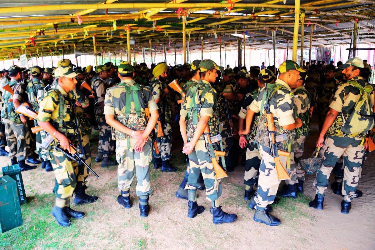 यूपी-बिहार के जवान संभालेंगे बंगाल में मोर्चा, 3000 अतिरिक्त फोर्स तैनात, आईपीएस सुप्रतिम सरकार की अर्जी खारिज