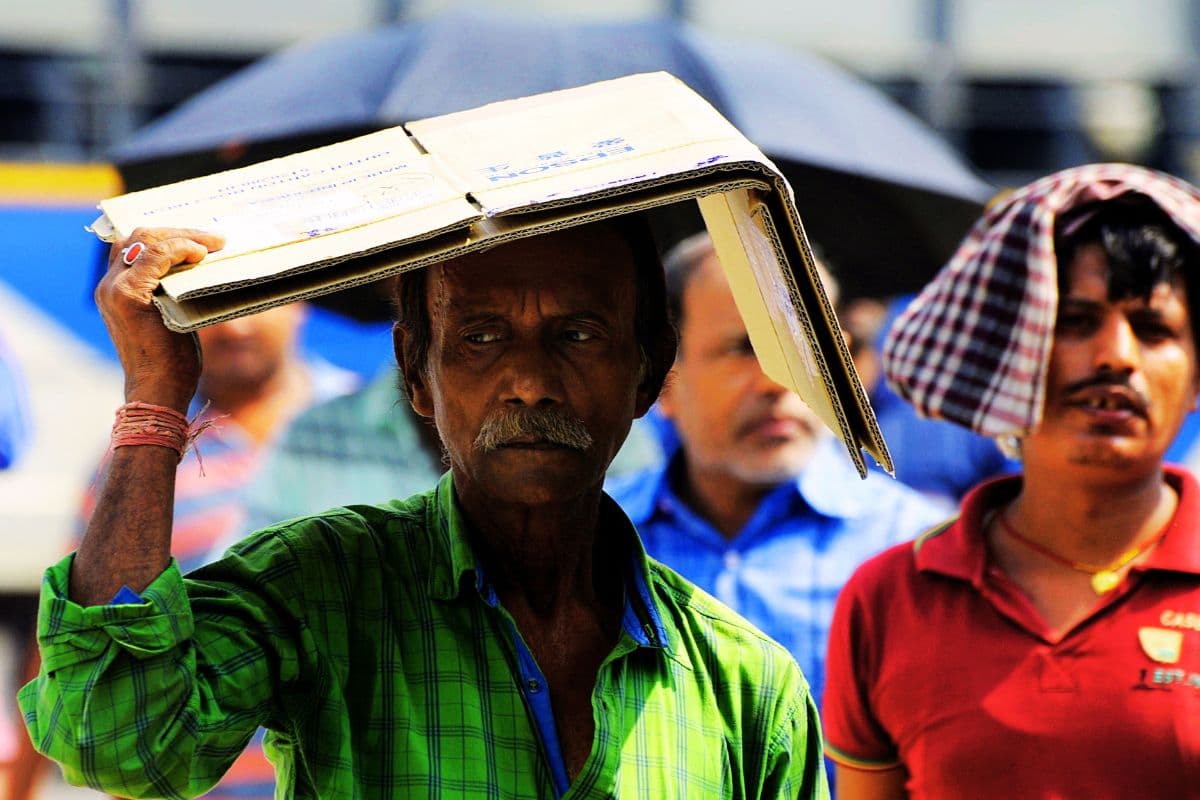 वोटिंग से पहले आसमान से बरस रही आग, पानागढ़ में पारा 43.8 डिग्री पार, दक्षिण बंगाल के लिए हीट वेव का ऑरेंज अलर्ट