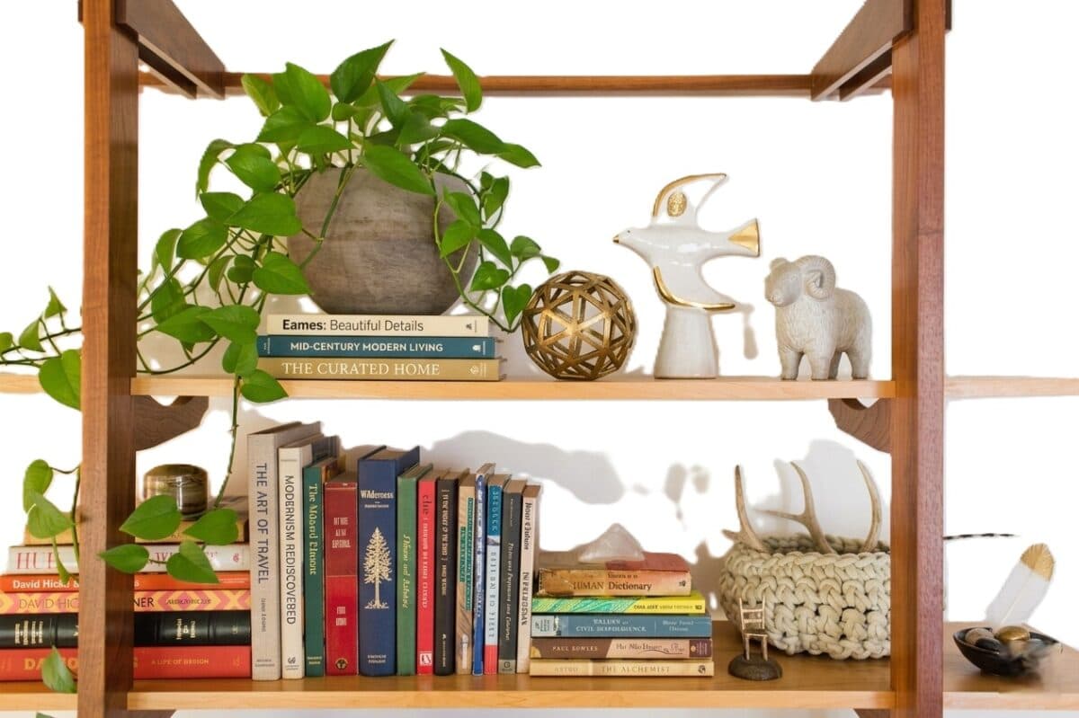 book shelf decoration