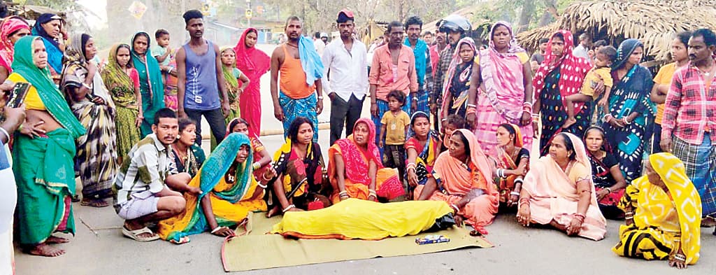 Bhagalpur news मामा की शादी में आये भांजे की बस के धक्के से मौत