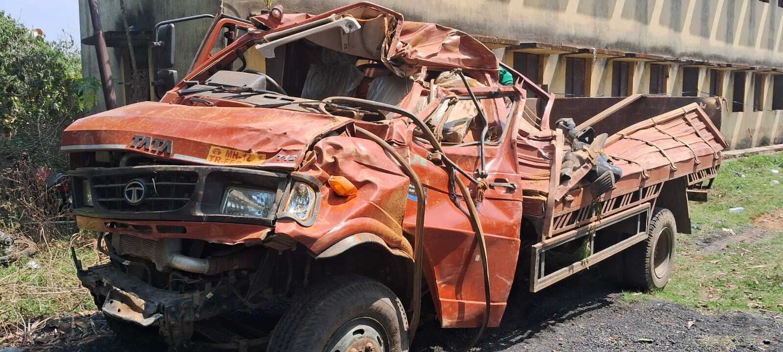 र्बो पलटा, मजदूर की मौत, दूसरा घायल