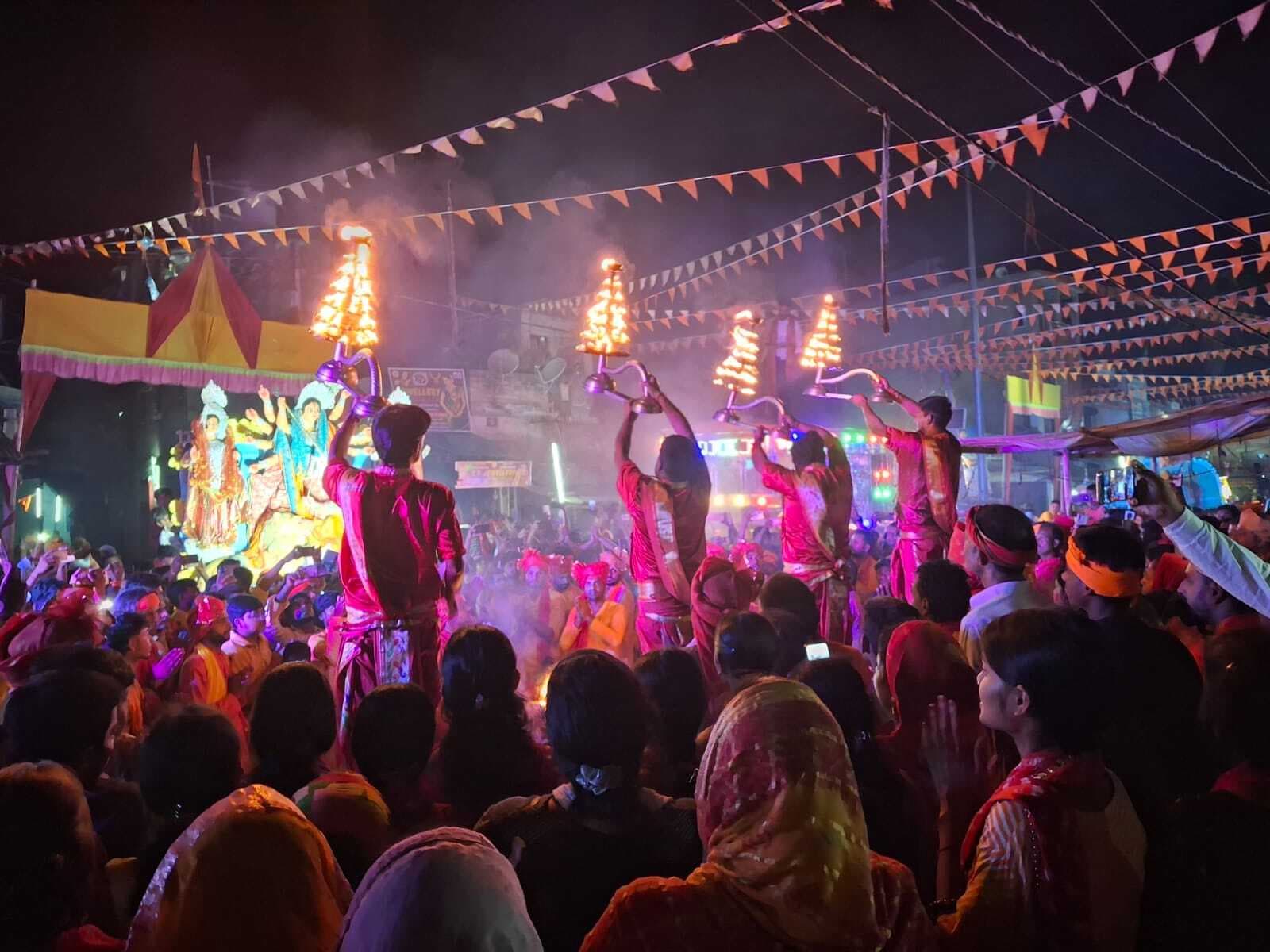 रामनवमी पर फलका बाजार में भक्ति की दिखी अद्भुत छटा