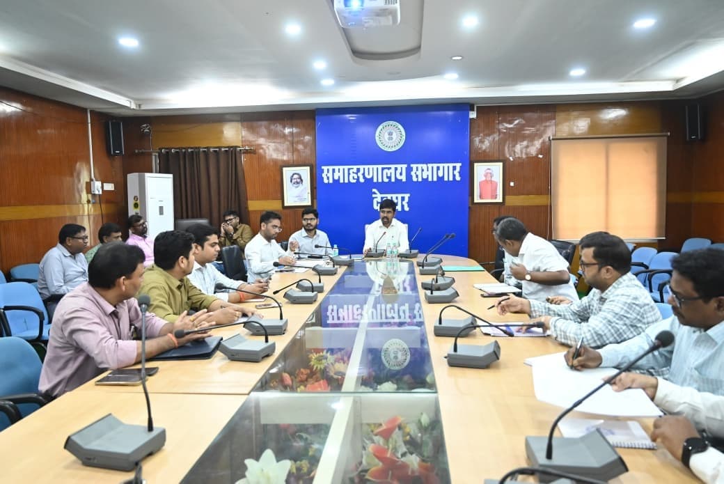 Deoghar News : बीआइटी को मिलेगी बेहतर कनेक्टिविटी, आधुनिक स्ट्रीट लाइट भी लगेंगी