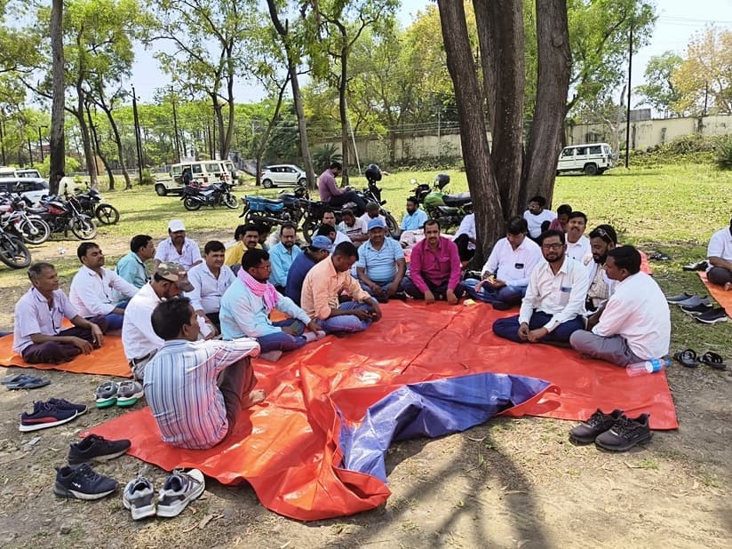 संवेदकों ने कार्य में आ रही समस्याओं और गलत टेंडर प्रक्रिया पर जतायी चिंता