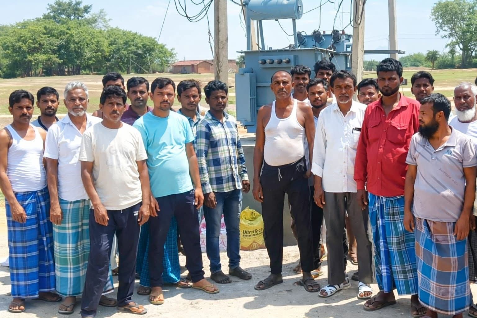 पूर्व मंत्री की पहल पर लगा 200 केवीए का ट्रांसफॉर्मर