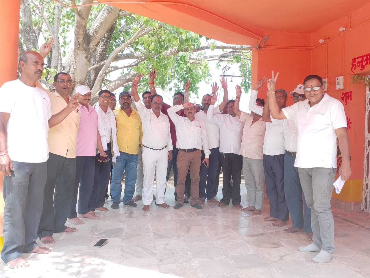 सारवां: मांगों को लेकर सहायक अध्यापक करेंगे आंदोलन