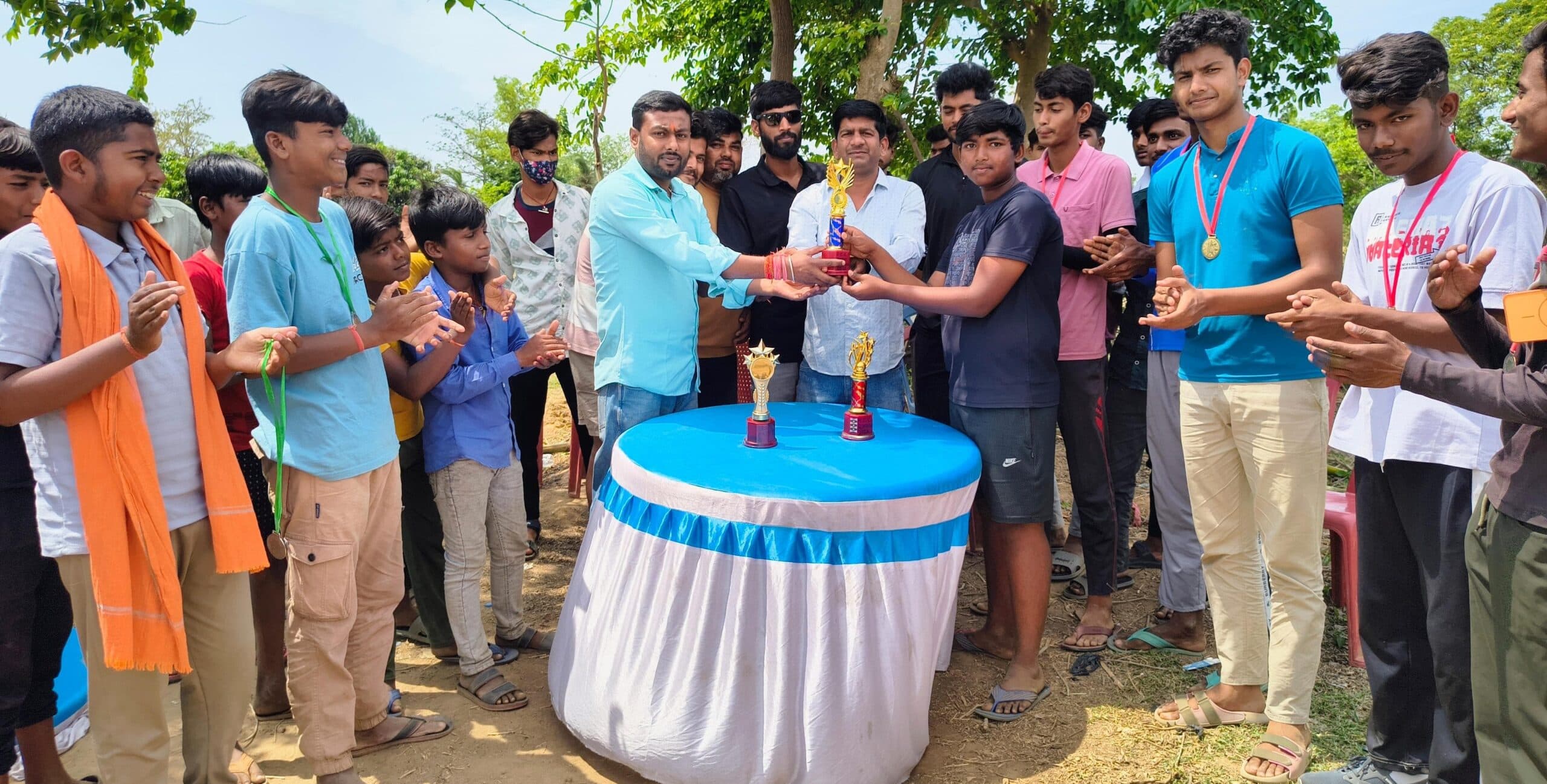 अंडर-16 क्रिकेट टूर्नामेंट में राधानगर-ए टीम बनी चैंपियन