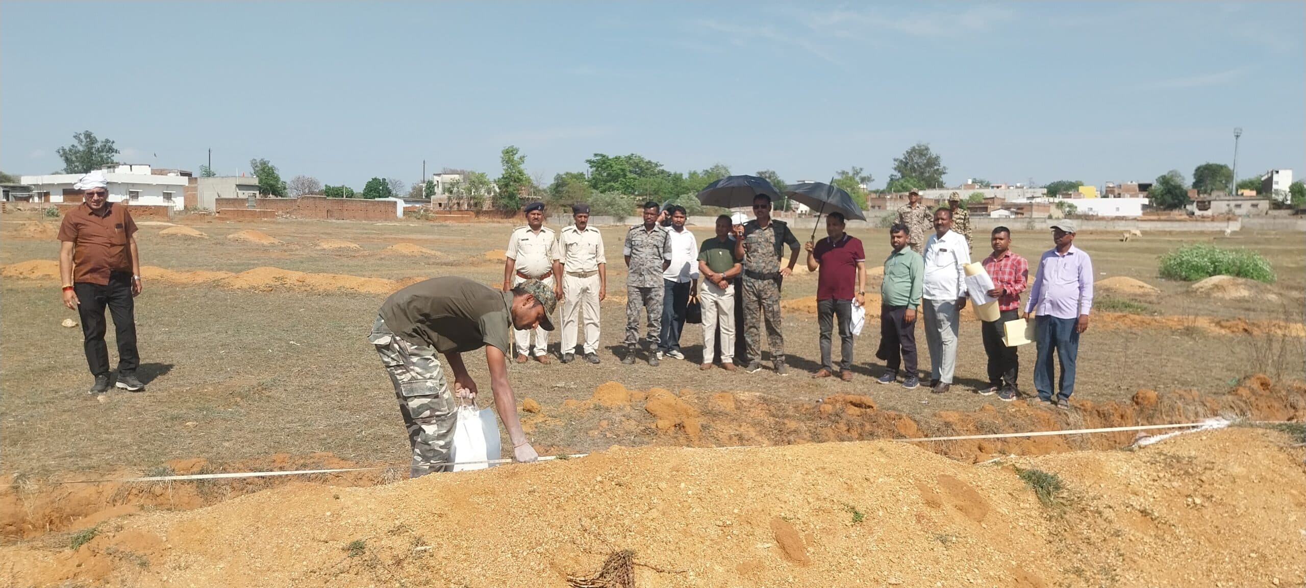 Giridih News :मॉडल डिग्री कॉलेज की जमीन का कराया गया सीमांकन