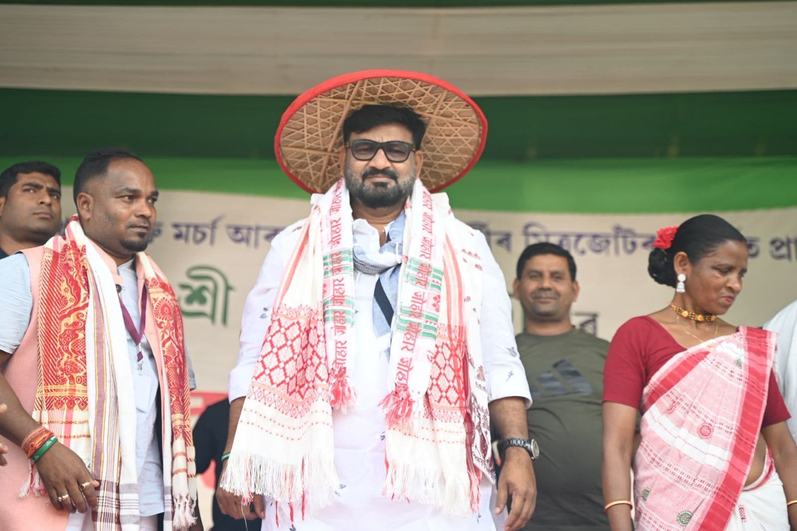 मंत्री हफीजुल हसन ने झामुमो प्रत्याशी के पक्ष में मांगा समर्थन