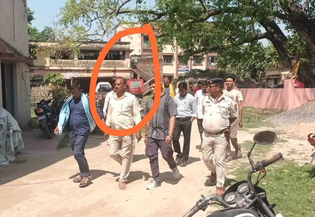 पुरैनी थाना के सब इंस्पेक्टर अनिल को निगरानी की टीम ने घुस लेते किया गिरफ्तार