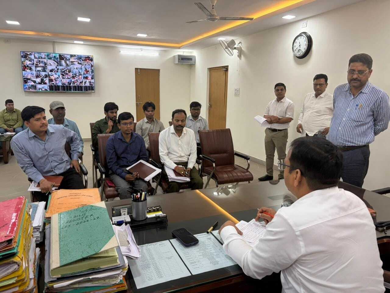 जेएनएसी के डीएमसी का अल्टीमेटम, समय पर काम पूरा नहीं हुआ तो नपेंगे इंजीनियर