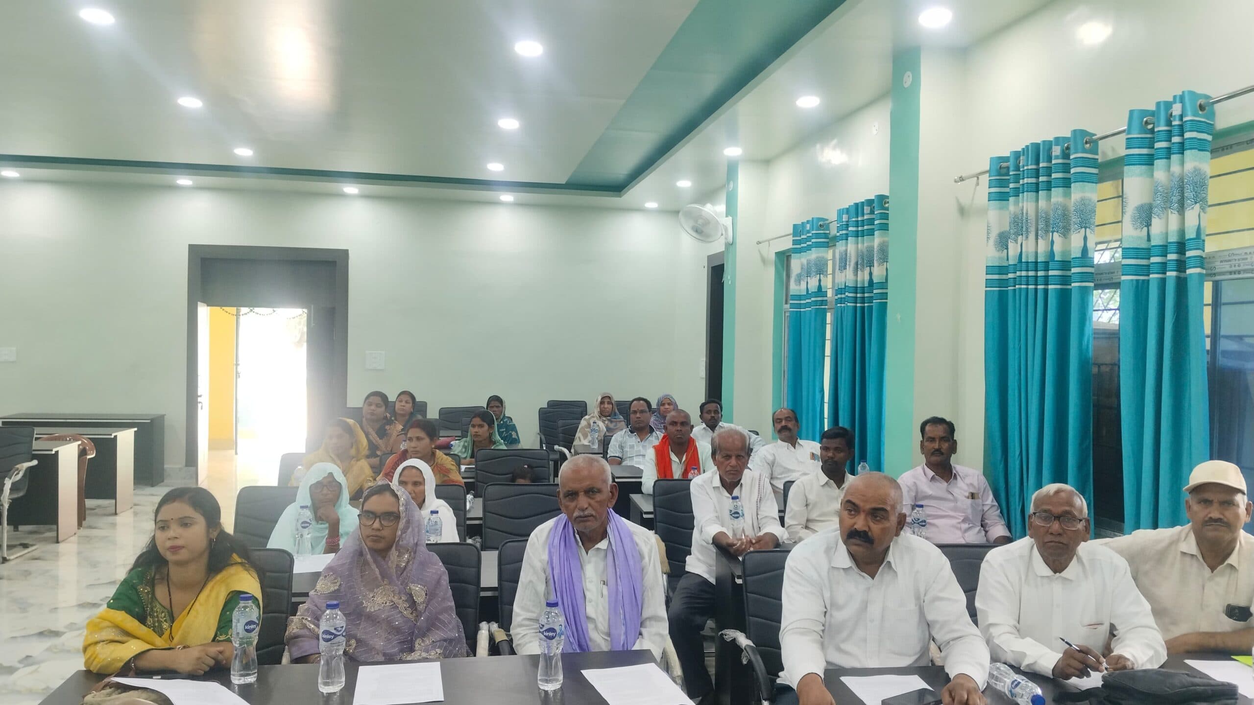 पंचायत समिति की बैठक में छाया रहा मनरेगा भुगतान व स्वास्थ्य केंद्रों का मुद्दा