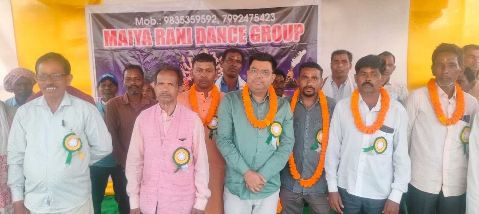 टेटेबांदू गांव में सांस्कृतिक कार्यक्रम का आयोजन